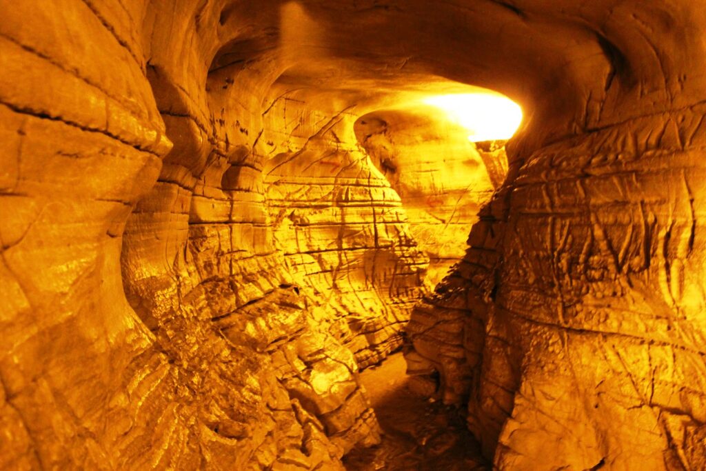 Belum Caves - Longest Underground Caves in Andhra Pradesh